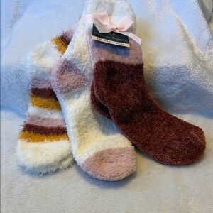 NWT Nanette Lepore 3pk Fuzzy Slipper Socks
